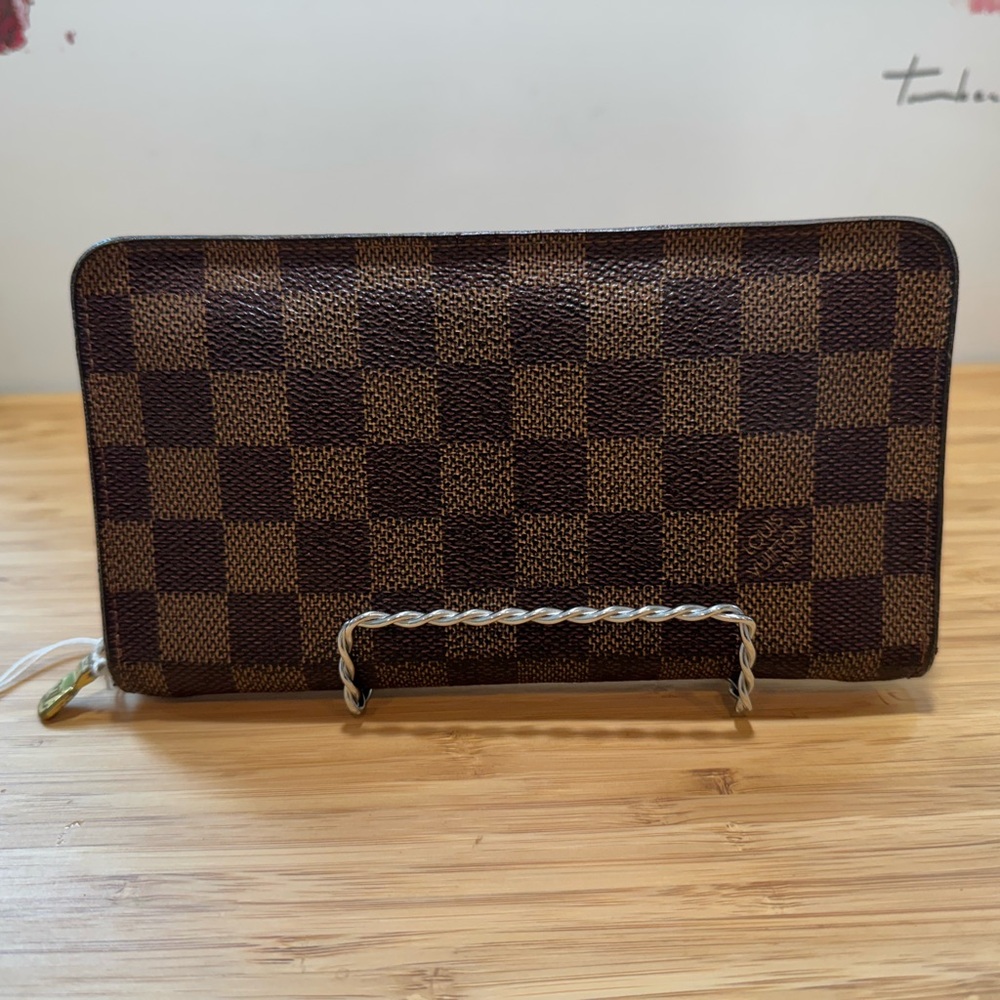 Louis Vuitton Damier Ebene Zip Wallet